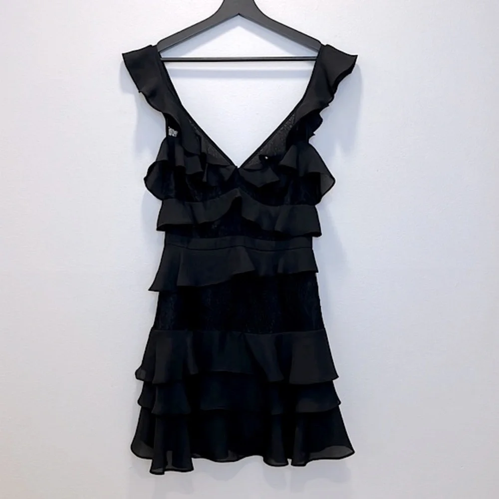 Bardot x Revolve Babylon Ruffle Lace Dress Size 6 or Small - Picture 4 of 14
